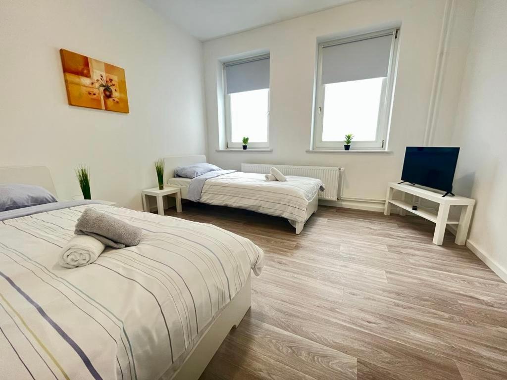 Studio-Apartments Fuer Monteure & Businessgaeste Zentral In Neumuenster Luaran gambar