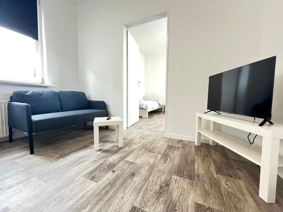 Studio-Apartments Fuer Monteure & Businessgaeste Zentral In Neumuenster Luaran gambar