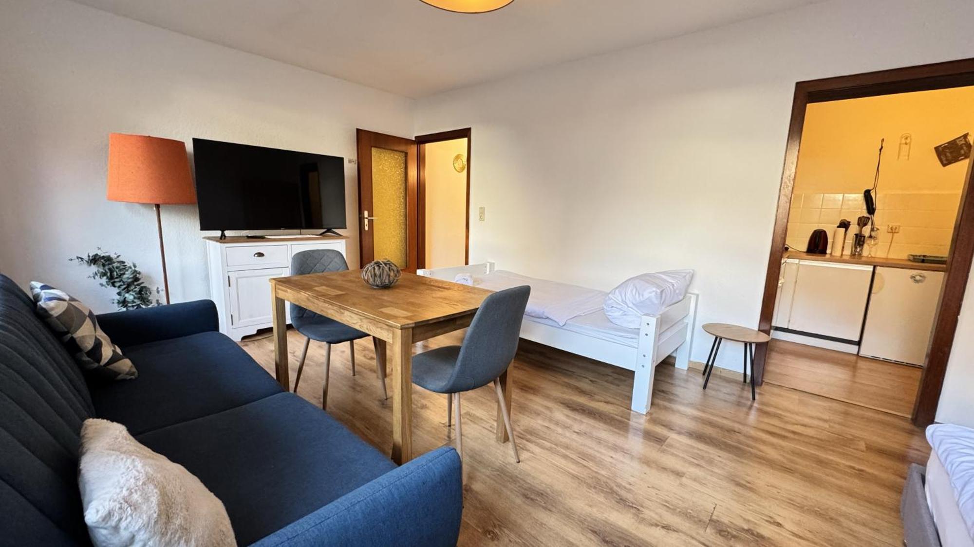 Studio-Apartments Fuer Monteure & Businessgaeste Zentral In Neumuenster Luaran gambar