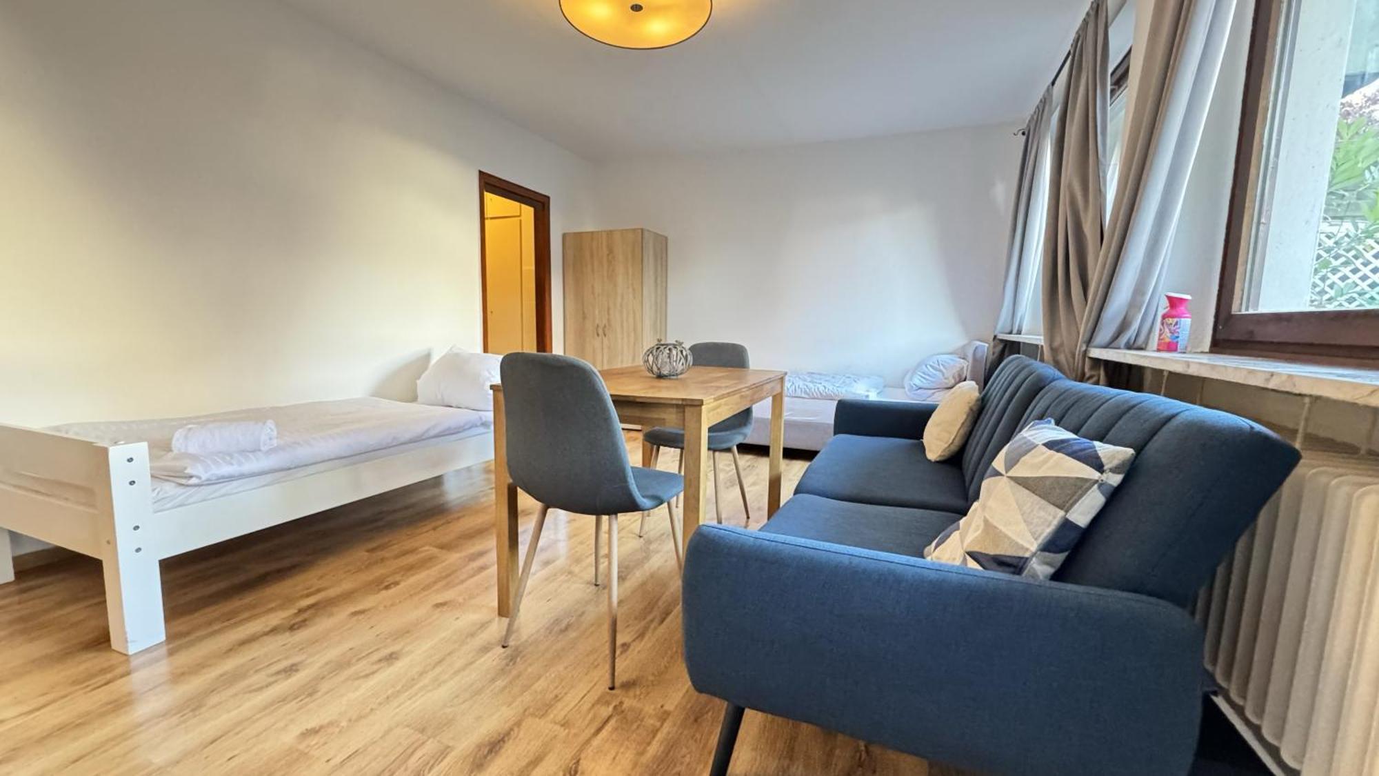 Studio-Apartments Fuer Monteure & Businessgaeste Zentral In Neumuenster Luaran gambar